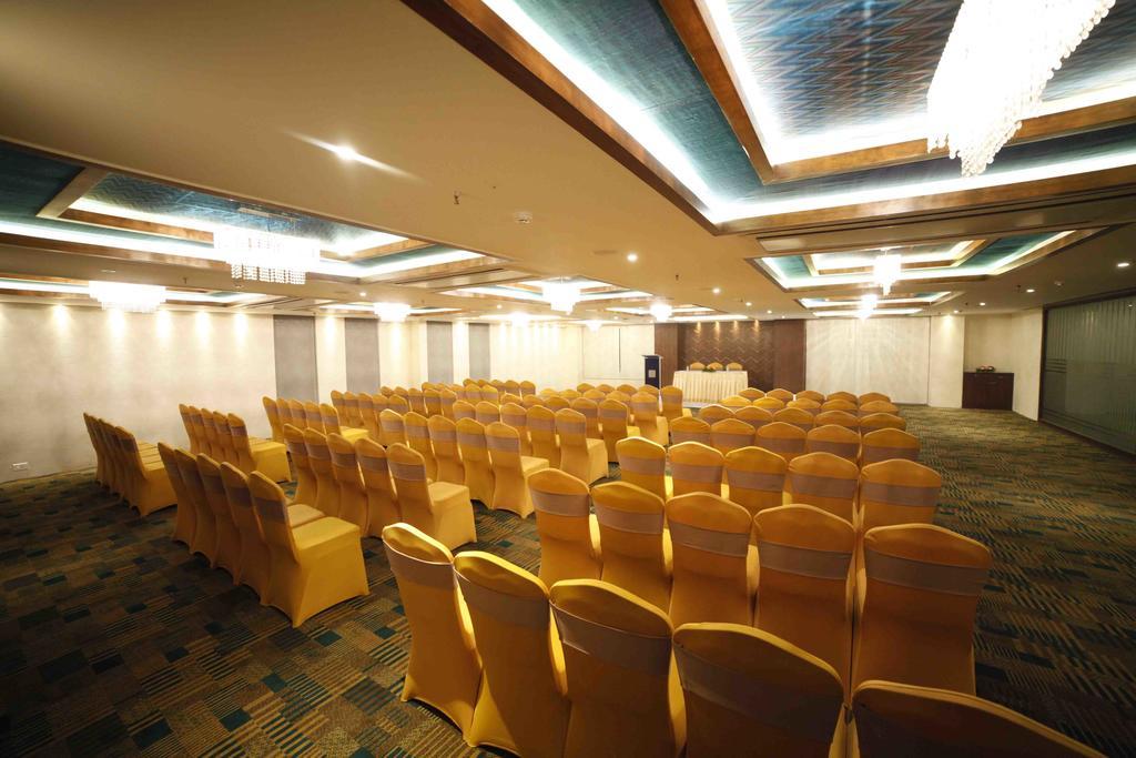 היידראבד Taj Mahal Hotel מראה חיצוני תמונה